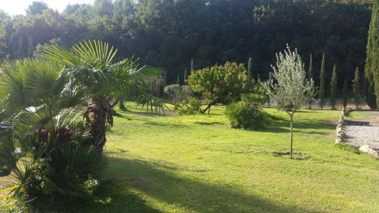 Provence Bed and Breakfast Carpentras Buitenkant foto